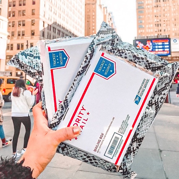 ✨Instagram✨ @Fashion___Warrior - Picture 2 of 3